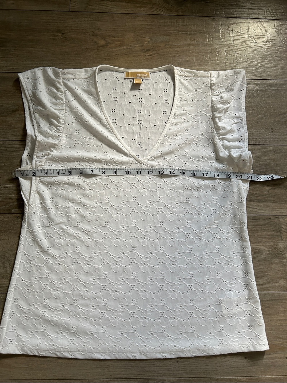 Michael Kors White Eyelet V-Neck Blouse - Picture 6 of 11